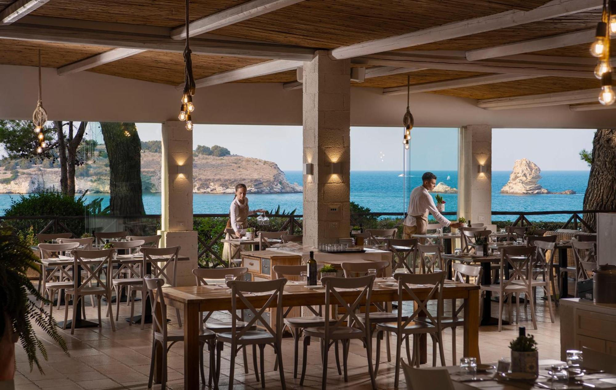 Gattarella Family Resort Puglia - Self Catering Accommodations In The Pinewood Vieste Exterior foto